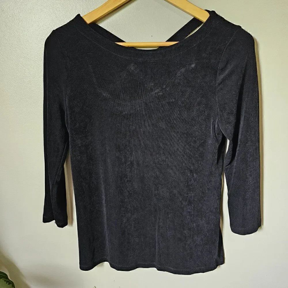 EUC TRAVELERS BY CHICO'S BLACK CAGED NECK SLINKY TOP SIZE 0 / US SMALL WOMENS
